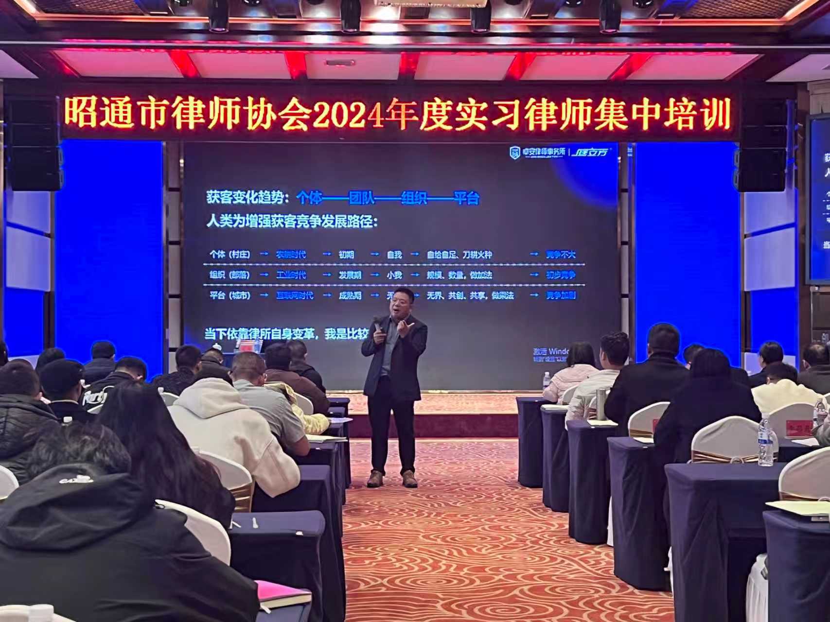 催讨债务被定恶势力犯罪？小贷老板涉四罪，该如何依法辩护？