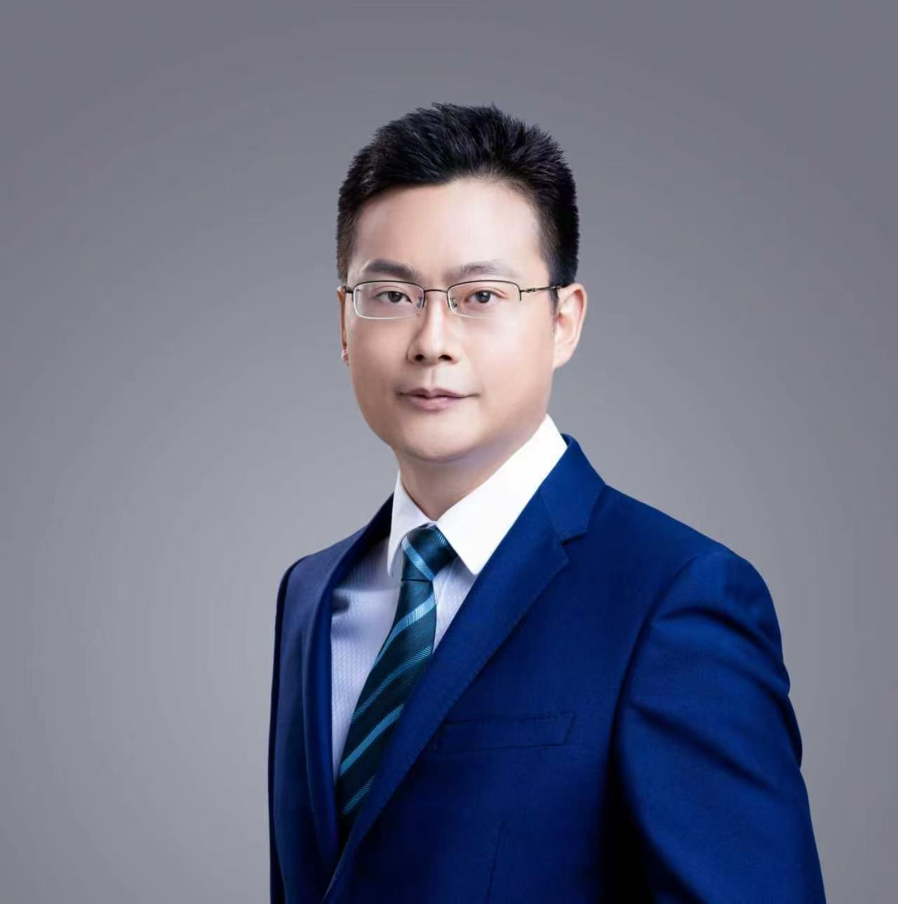 艾述洪律师团队｜留置案件中家属退赃退赔的三大困境